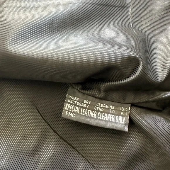 EUC Oakwood 100% leather vest ** - Picture 8 of 8